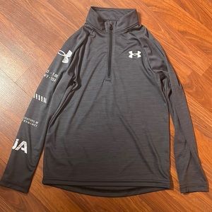 Under Armour Boy's Velocity 1/2 Zip Loose Charcoal Long-Sleeve Shirt